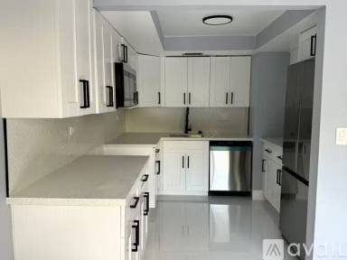 Main picture of 8350 N Missionwood Cir