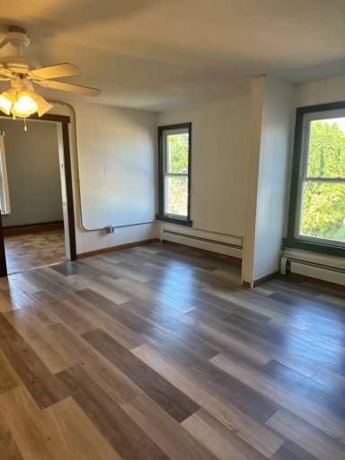 Main picture of 300 Cedar St