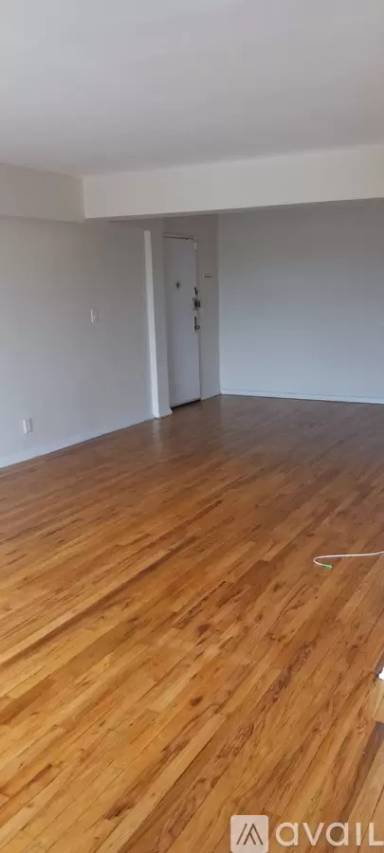 Main picture of 365 Bronx River Rd