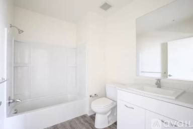 Main picture of 401 Derby Ave