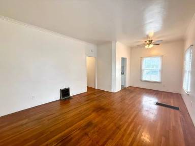 Main picture of 2164 Albatross St