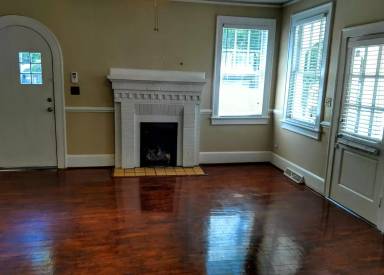 Main picture of 217 S Bull St