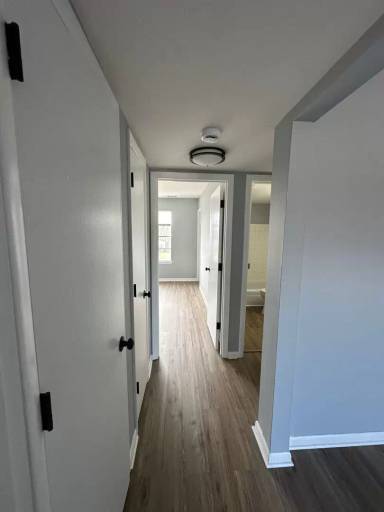 Main picture of 809-811 S Mattis Ave