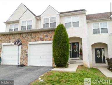 Main picture of 727 Beech Ct
