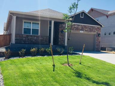 Main picture of 1226 W 171st Ave