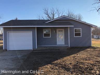 Main picture of 300 N Jackson Ave