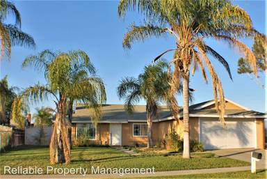 Main picture of 25260 Old Farm St