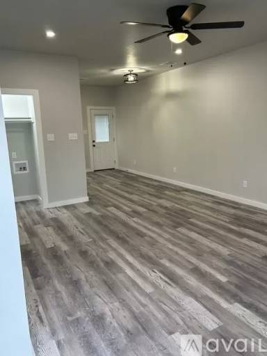 Main picture of 409 S 13th St