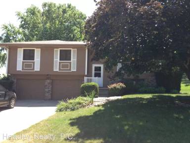 Main picture of 2205 Derby Dr