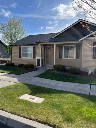 Main picture of 61364 Woodbury Ln