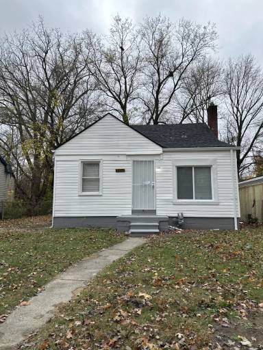 Main picture of 19941 Ashton Ave