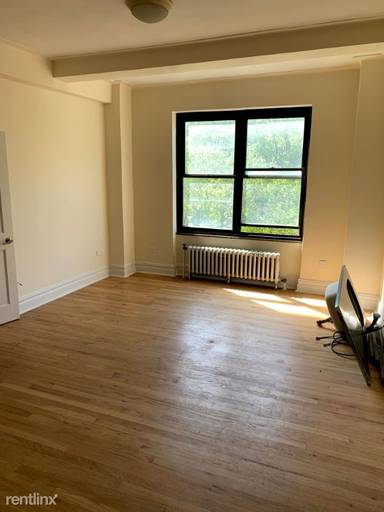 Main picture of 166 2nd Ave Apartments