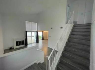 Main picture of 6664 Bradford Ct