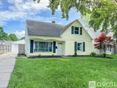 Main picture of 6877 Beresford Ave