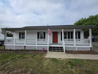 Main picture of 6341 Sledds Lake Rd