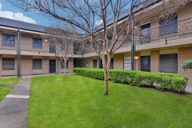 Main picture of 6701 Calmont Ave