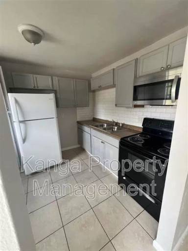 Main picture of 3206 Louisiana Ave