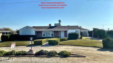 Main picture of 2580 S McCall Ave