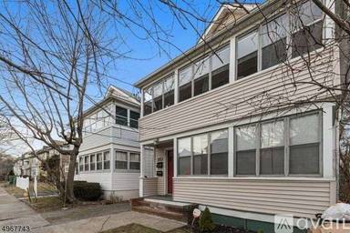 Main picture of 153 Willowdale Ave