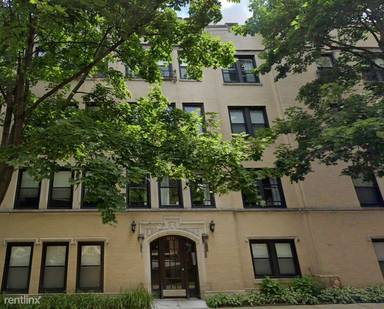 Main picture of 7059 N Damen Ave