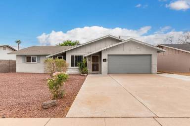 Main picture of 103 E Del Rio Dr