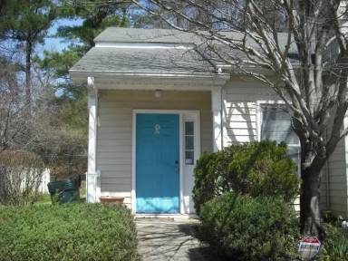 Main picture of 2260 Wellington Cir