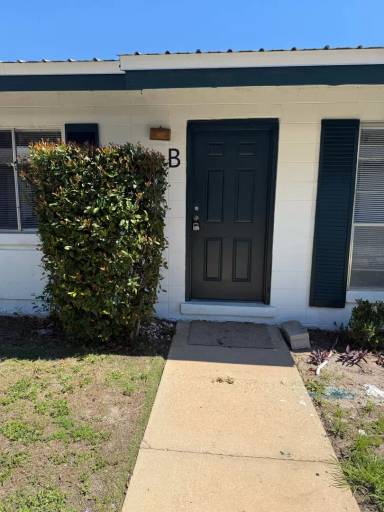 Main picture of 127 Alder Ave SE