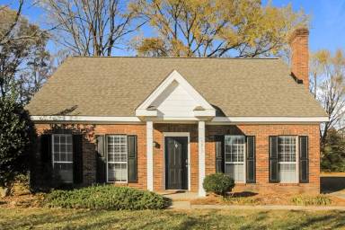 Main picture of 5013 Farmview Dr