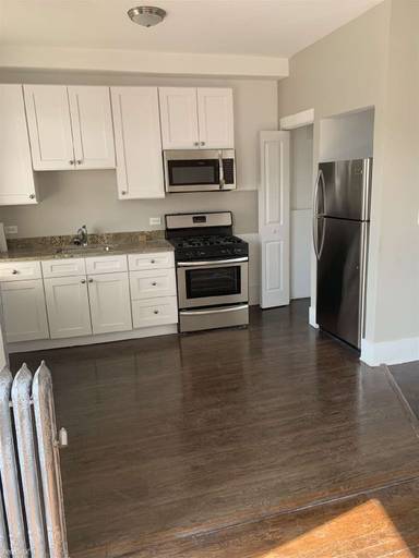 Main picture of 6500 S Cottage Grove Ave
