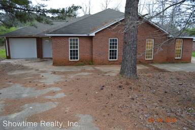 Main picture of 126 Kaitlyn Ct