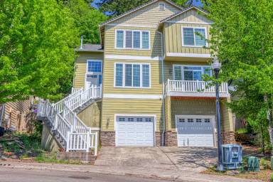 Main picture of 4851 Z St