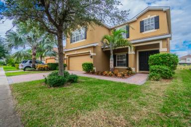Main picture of 8847 Cameron Crest Dr