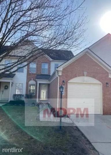 Main picture of 8847 Hardwood Dr