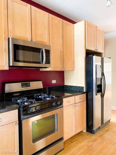 Main picture of 1944 W Leland Ave & 4708 N Winchester Ave Apartments