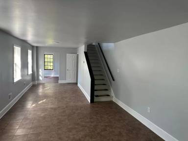 Main picture of 513 N West St