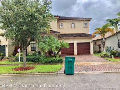 Main picture of 11318 SW 241st St