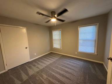 Main picture of 3416 Wood Ave