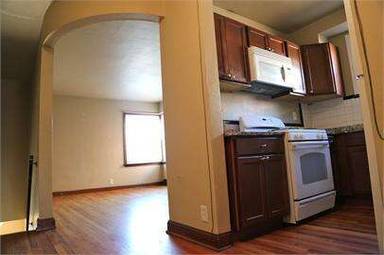 Main picture of 4614 Jamieson Ave