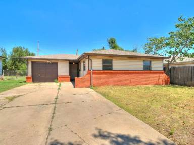 Main picture of 2713 SW 61st St