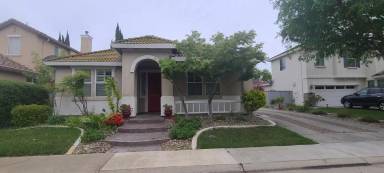 Main picture of 9204 Bearint Way