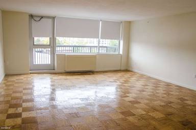 Main picture of 86 Monmouth St