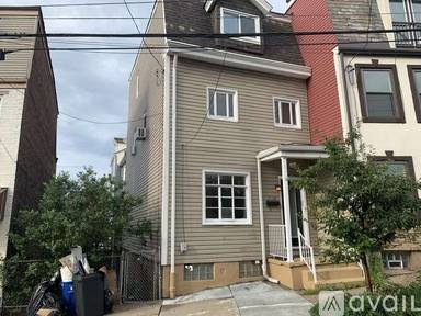 Main picture of 5126 Stanton Ave