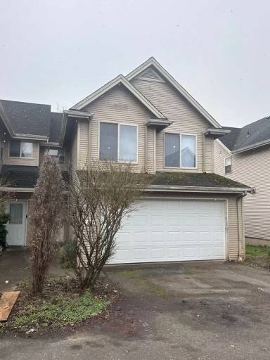 Main picture of 2810 Queen St