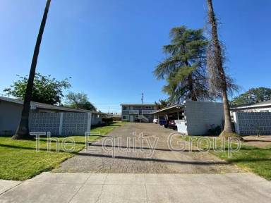 Main picture of 311 321 331 Elm St