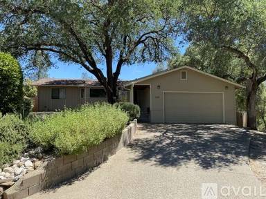 Main picture of 1230 Suzanne Ct