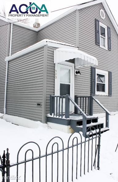 Main picture of 913 Maple Ave