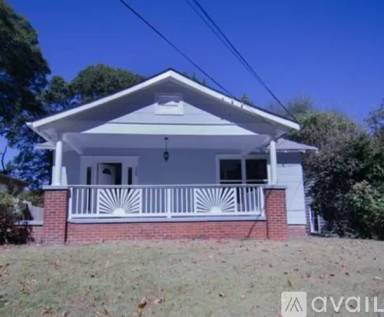 Main picture of 364 Kendrick Ave SE