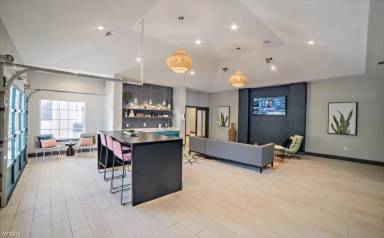 Main picture of Estates at East Riverside
