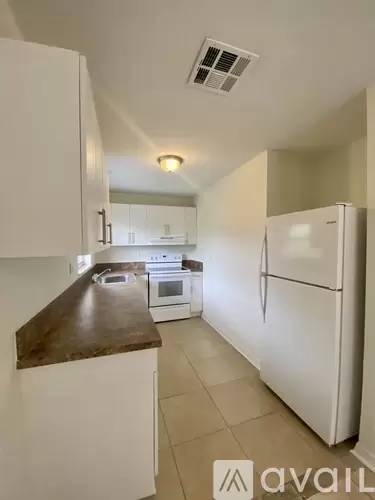 Main picture of 230 SW 47th Ter