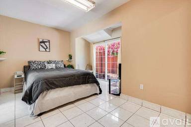 Main picture of 1427 Darwin Ct